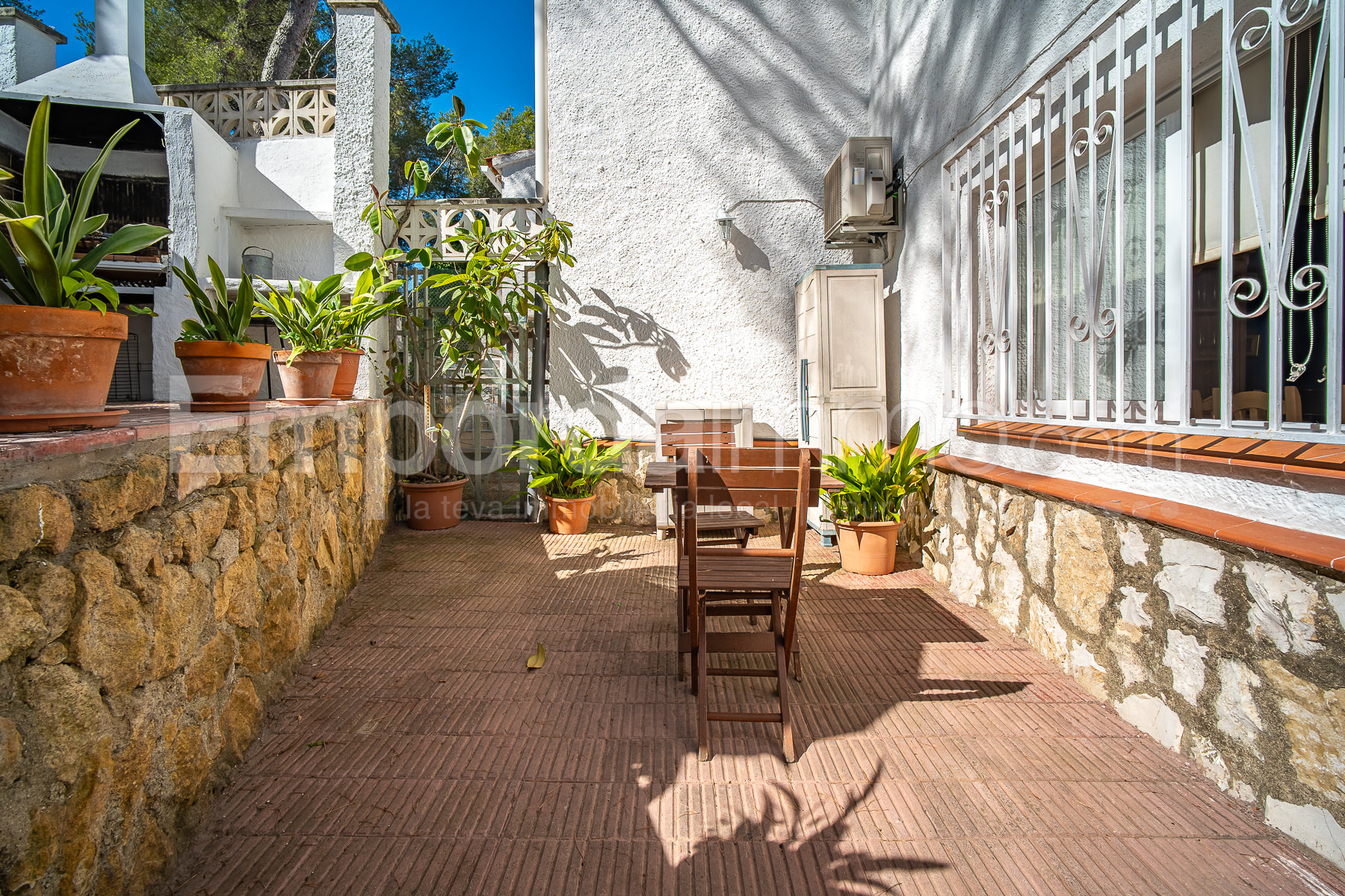 Casa con jardín y garaje en La Mora - Tarragona en venta