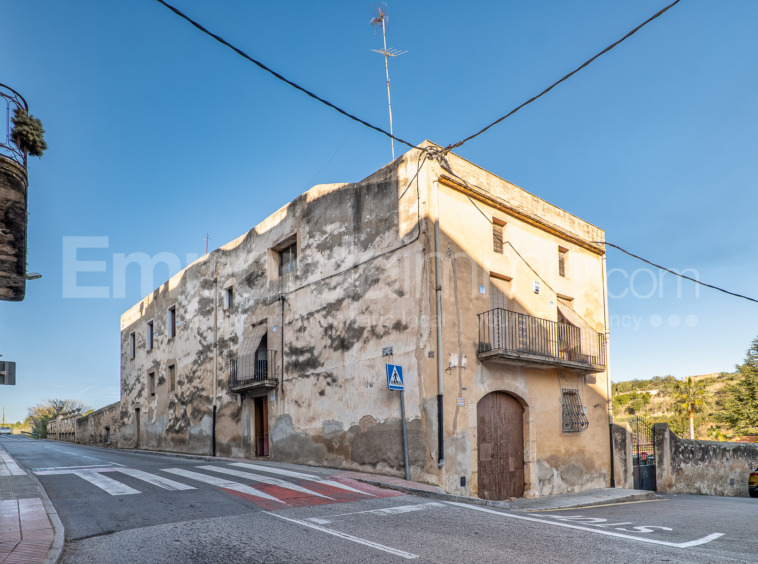 Finca rústica para reformar en venta en El Catllar - Tarragona