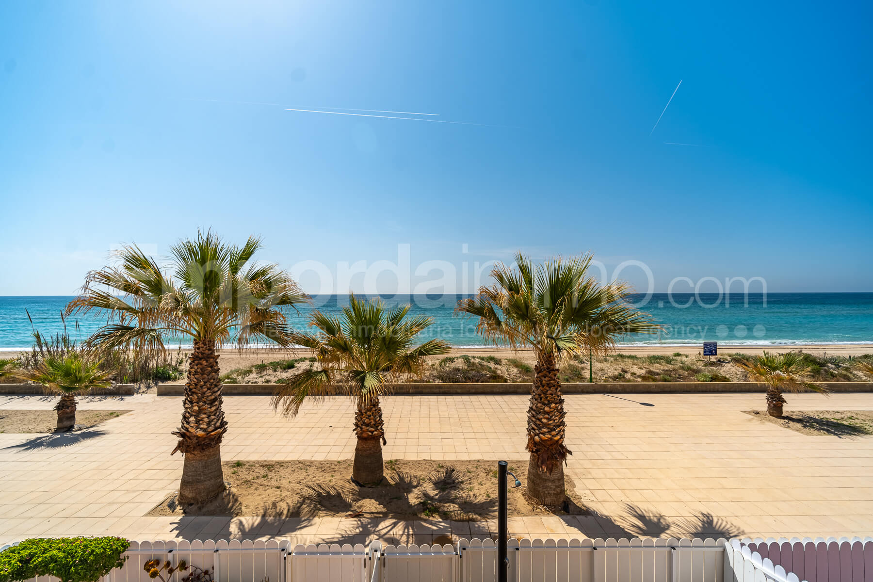 Casa en primera linea de mar en venta en Creixell - Tarragona