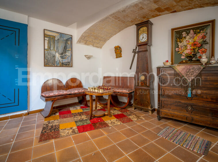 Casa de pueblo en venta en Castelló de Empúries