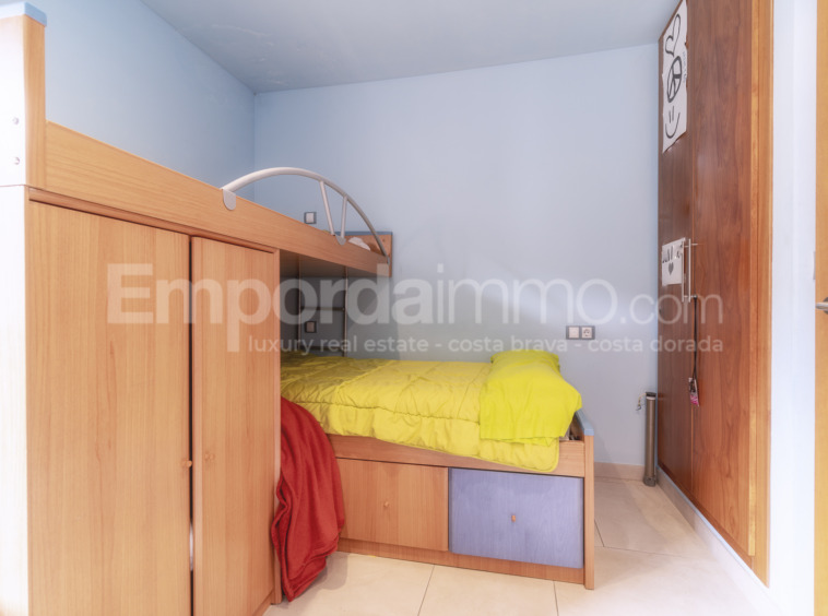 Casa en venta en Castelló de Empúries